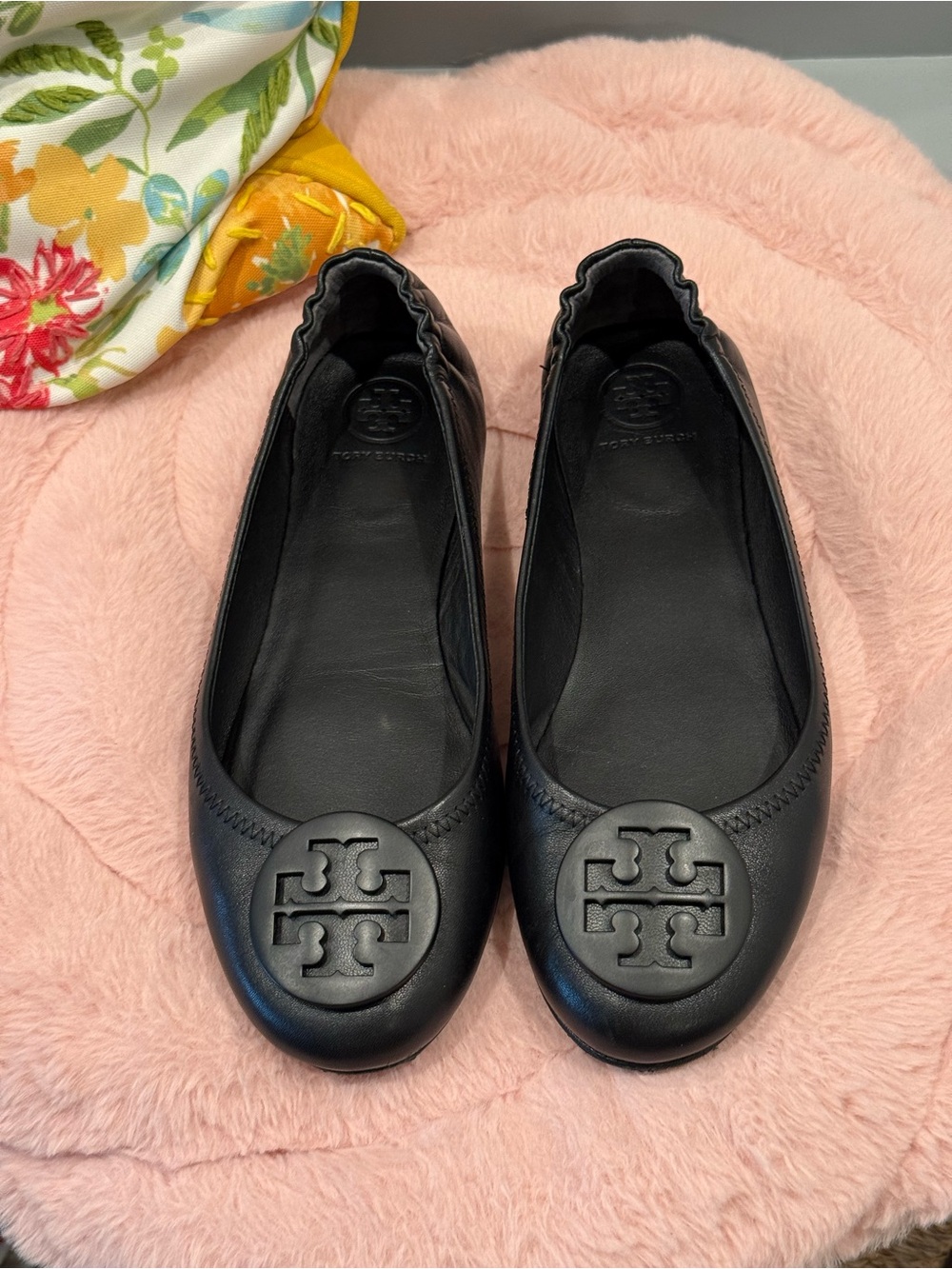 Tory Burch Minnie Travel Black Ballet Flats - Picture 2 of 7